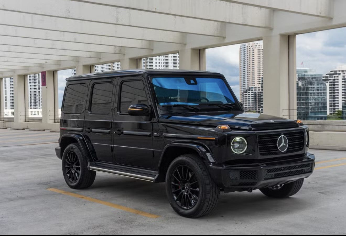Mercedes-Benz G550