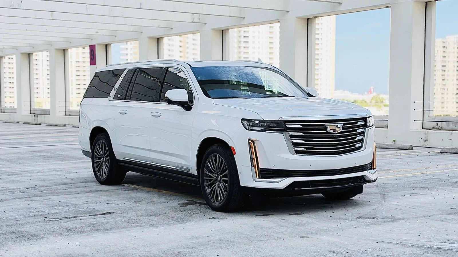 Cadillac Escalade ESV
